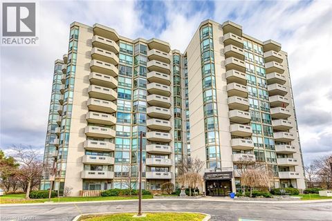 5080 PINEDALE Avenue Unit# 902 Burlington ON L7L5V7