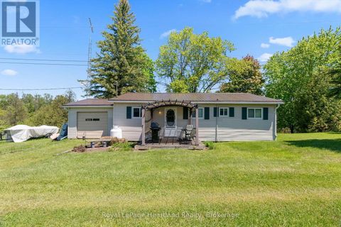 48 POECHMAN LANE Brockton ON N0G2V0