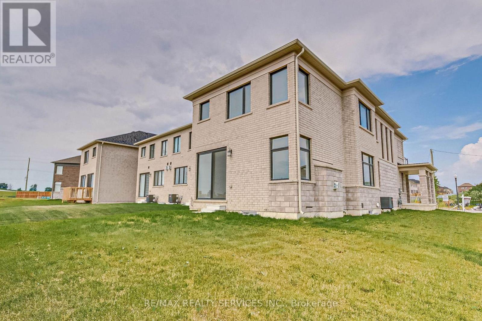 920 SOBESKI AVENUE