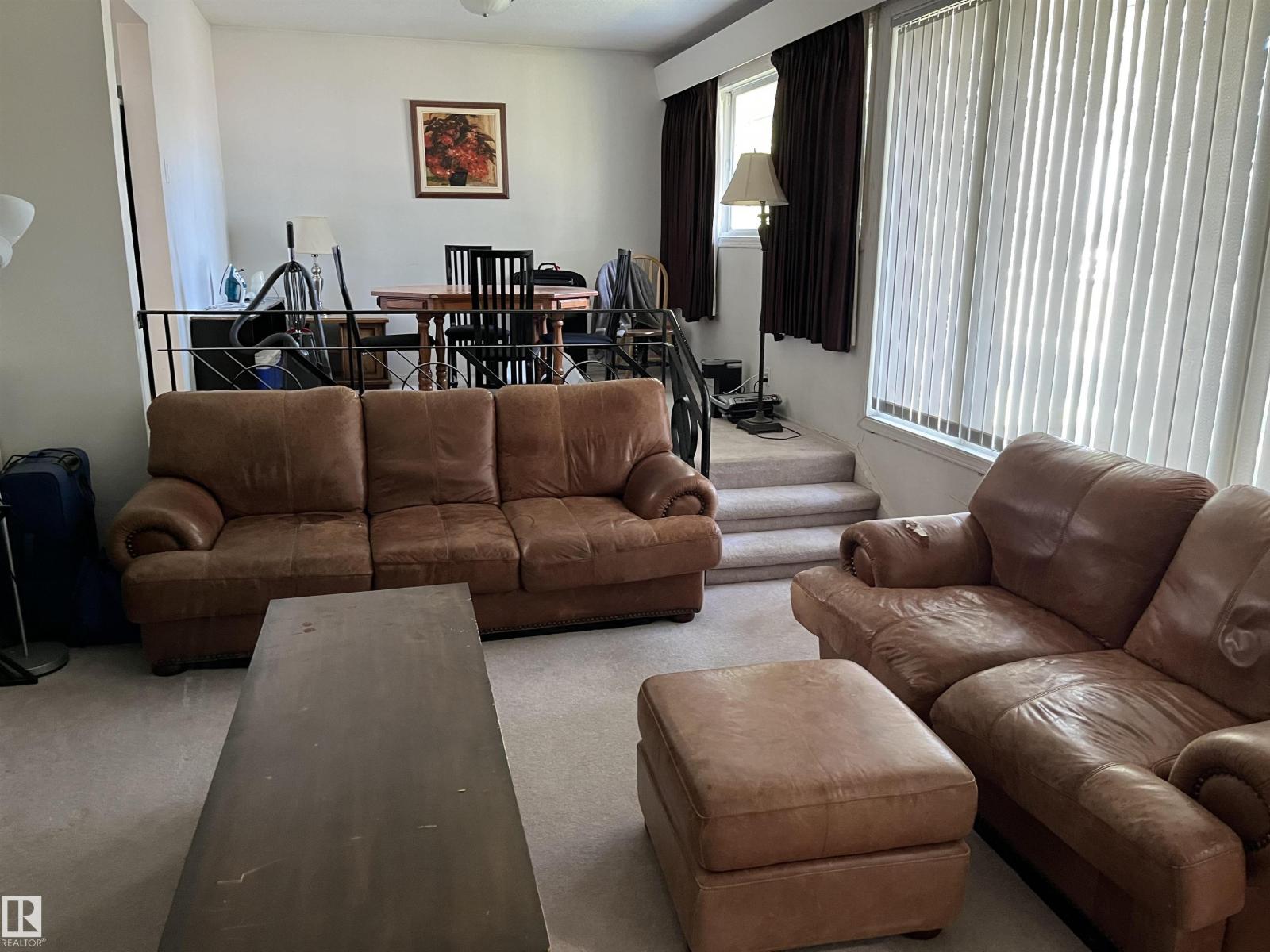 12011 87 AV NW NW