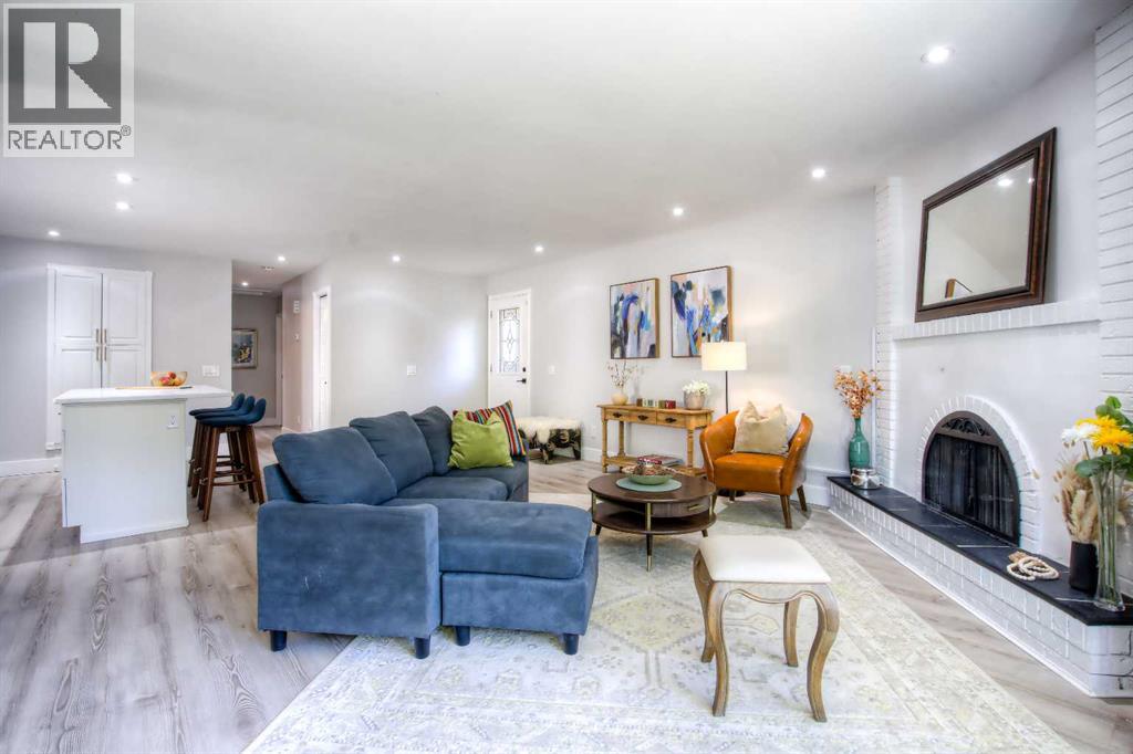 511 Cedarille Crescent SW