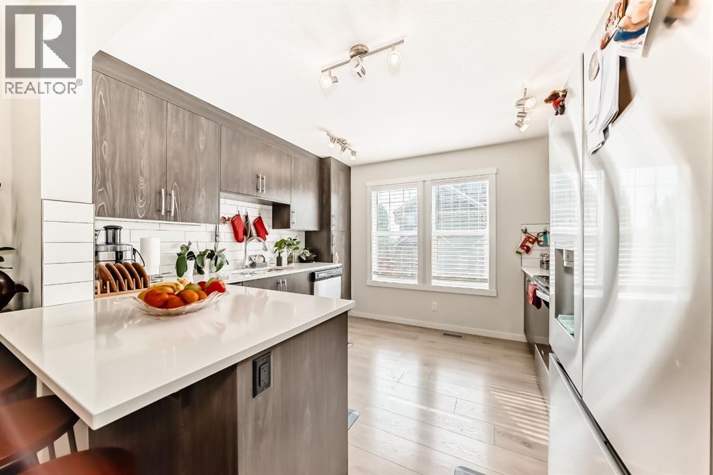 206 Cranbrook Square SE