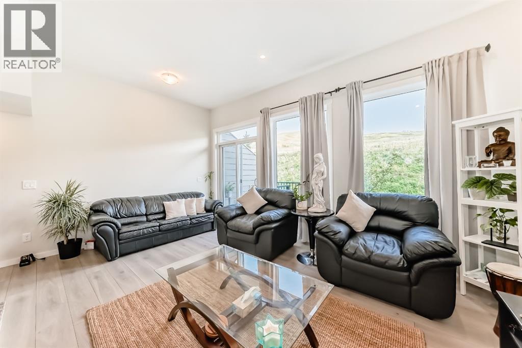 206 Cranbrook Square SE