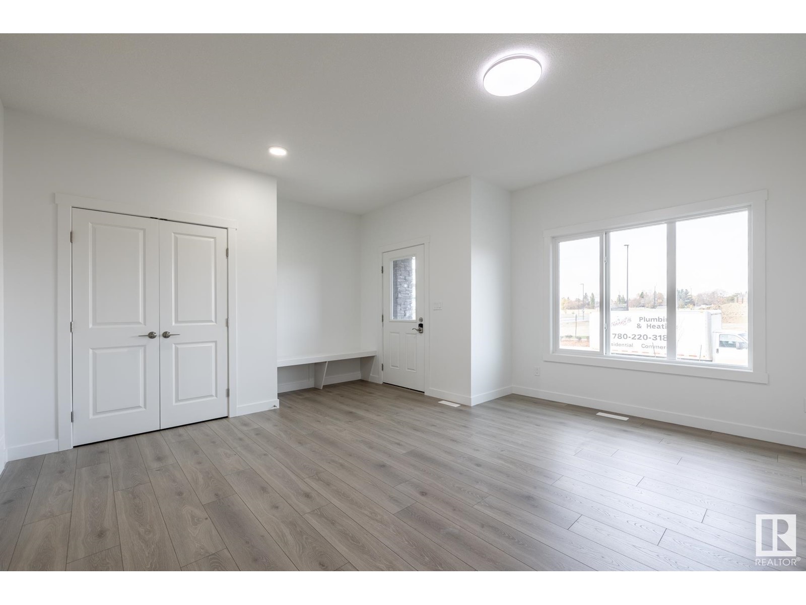 206 Salisbury WY