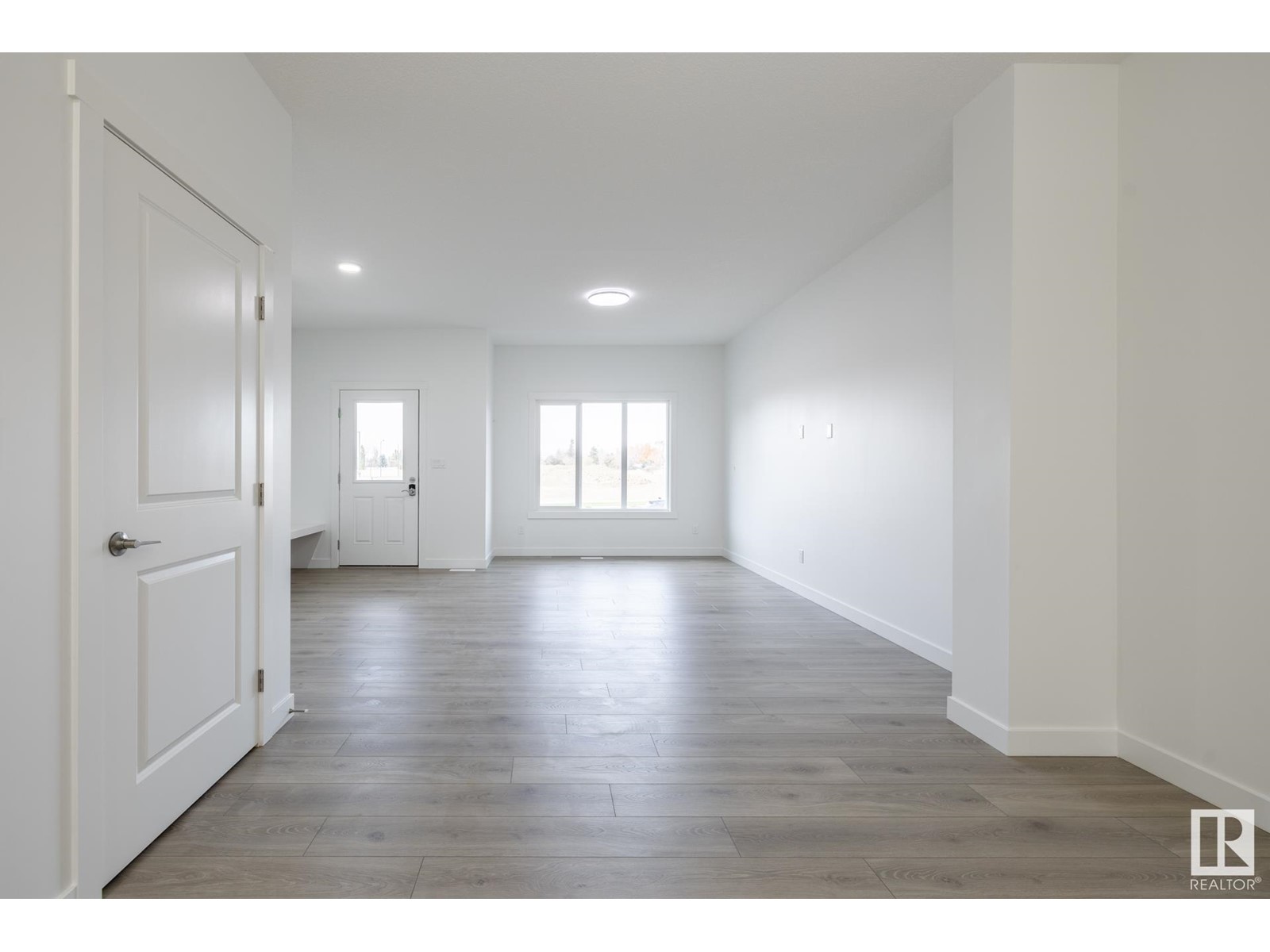 206 Salisbury WY