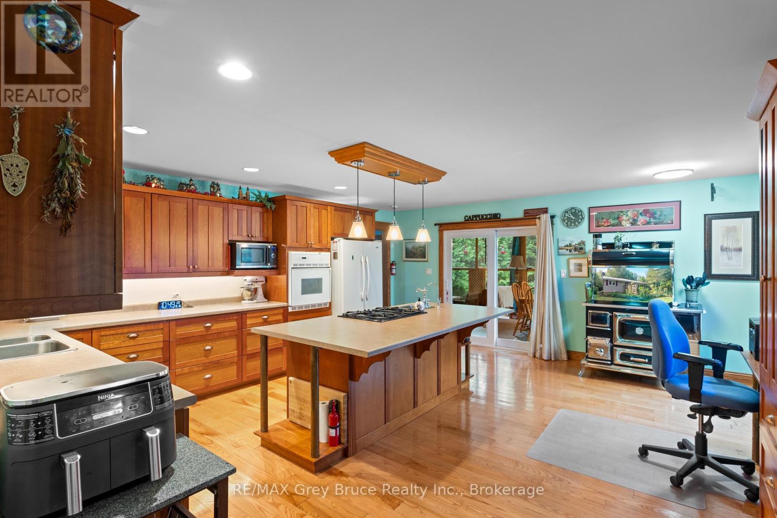 33 WOODSTOCK AVENUE