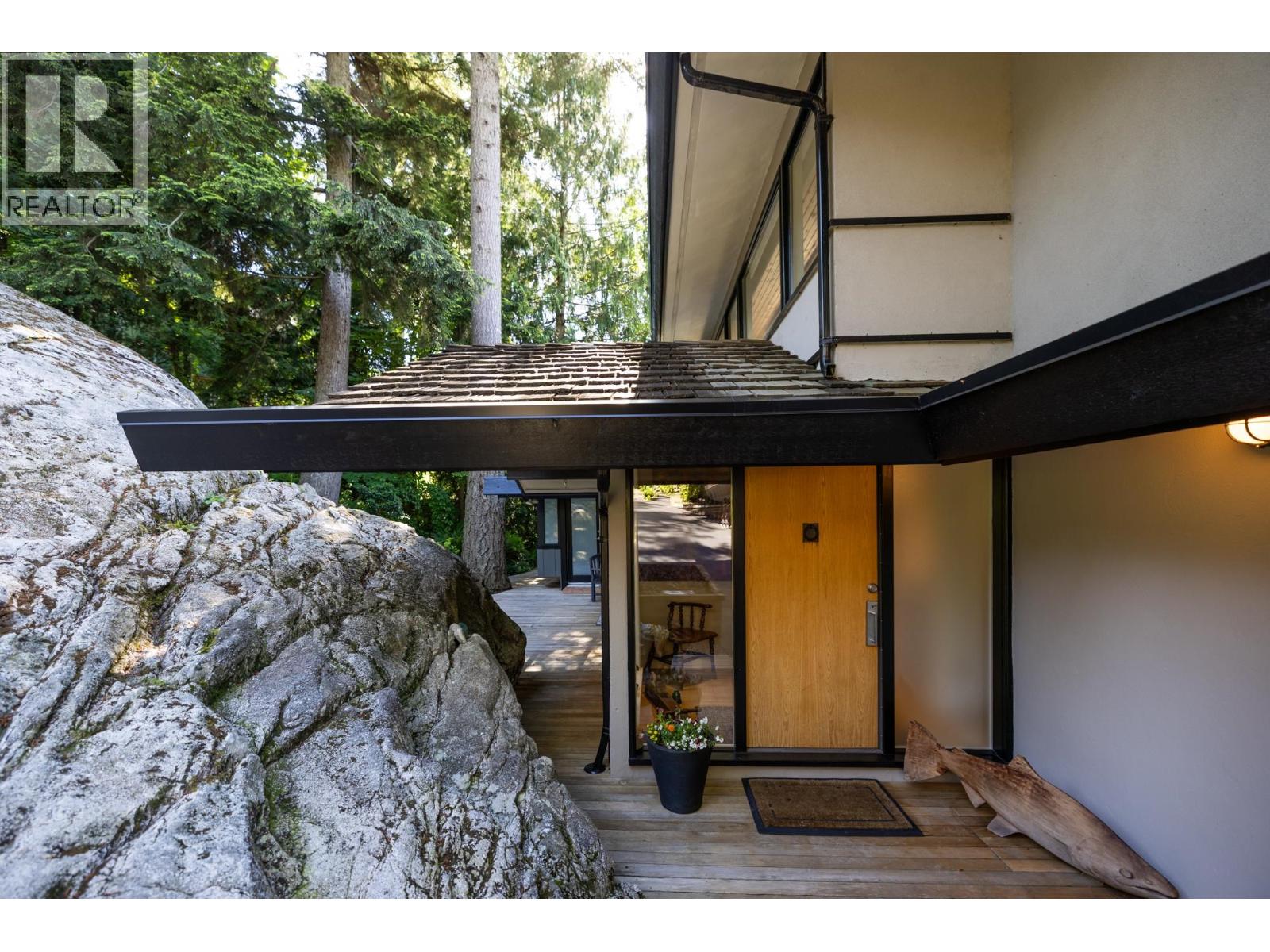 6485 MADRONA CRESCENT