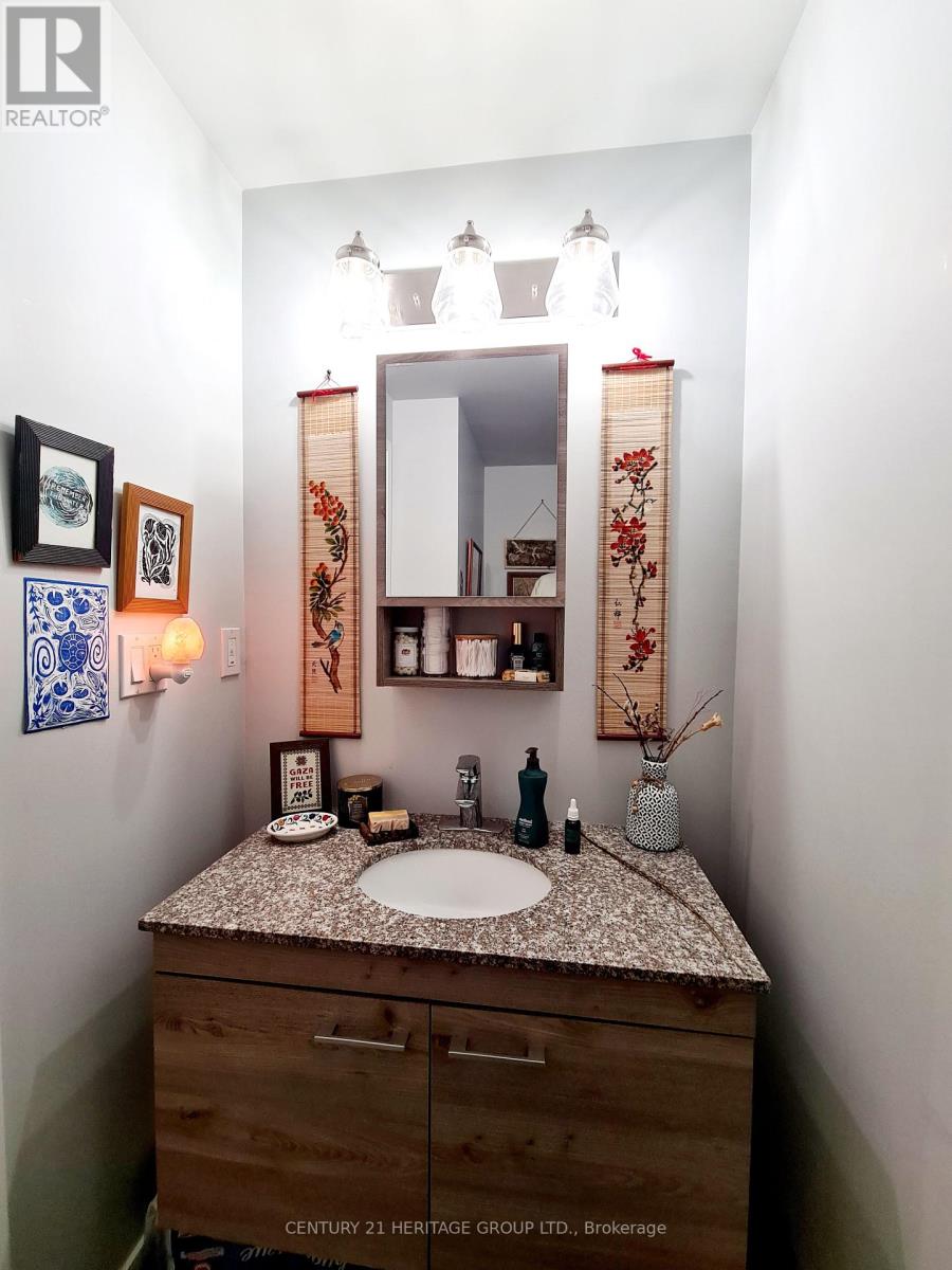 B306 - 62 BALSAM STREET