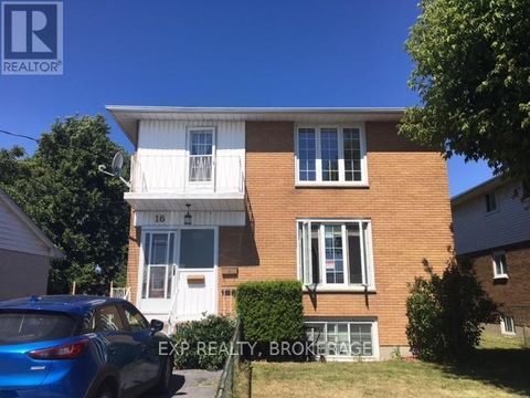 16 DALY STREET Kingston (Rideau) ON K7K4Y9