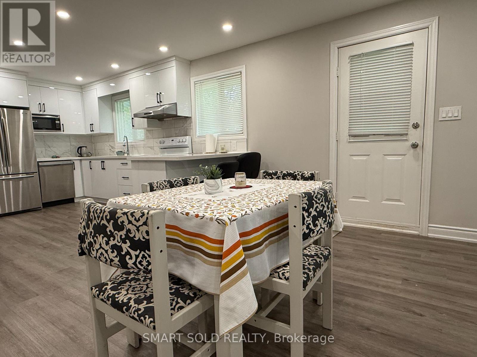 247 DUNETTE LANDING ROAD W