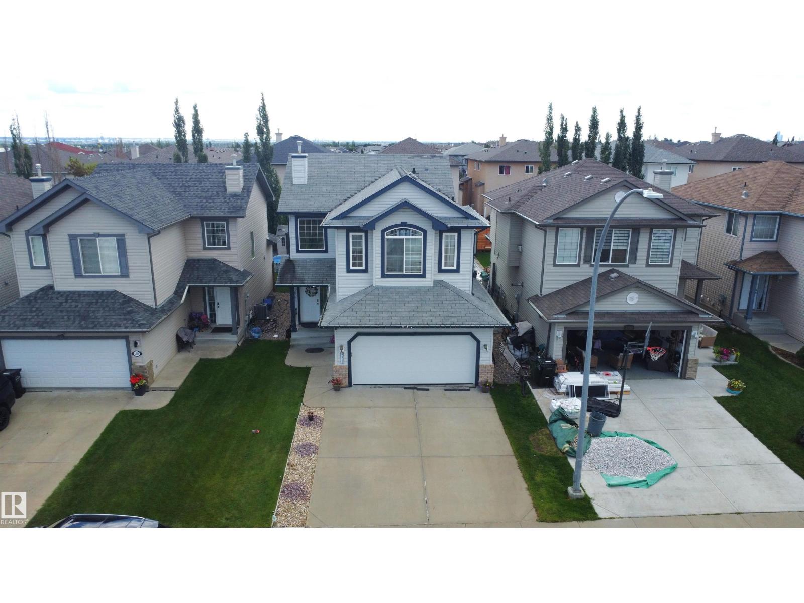 4511 162A AV NW