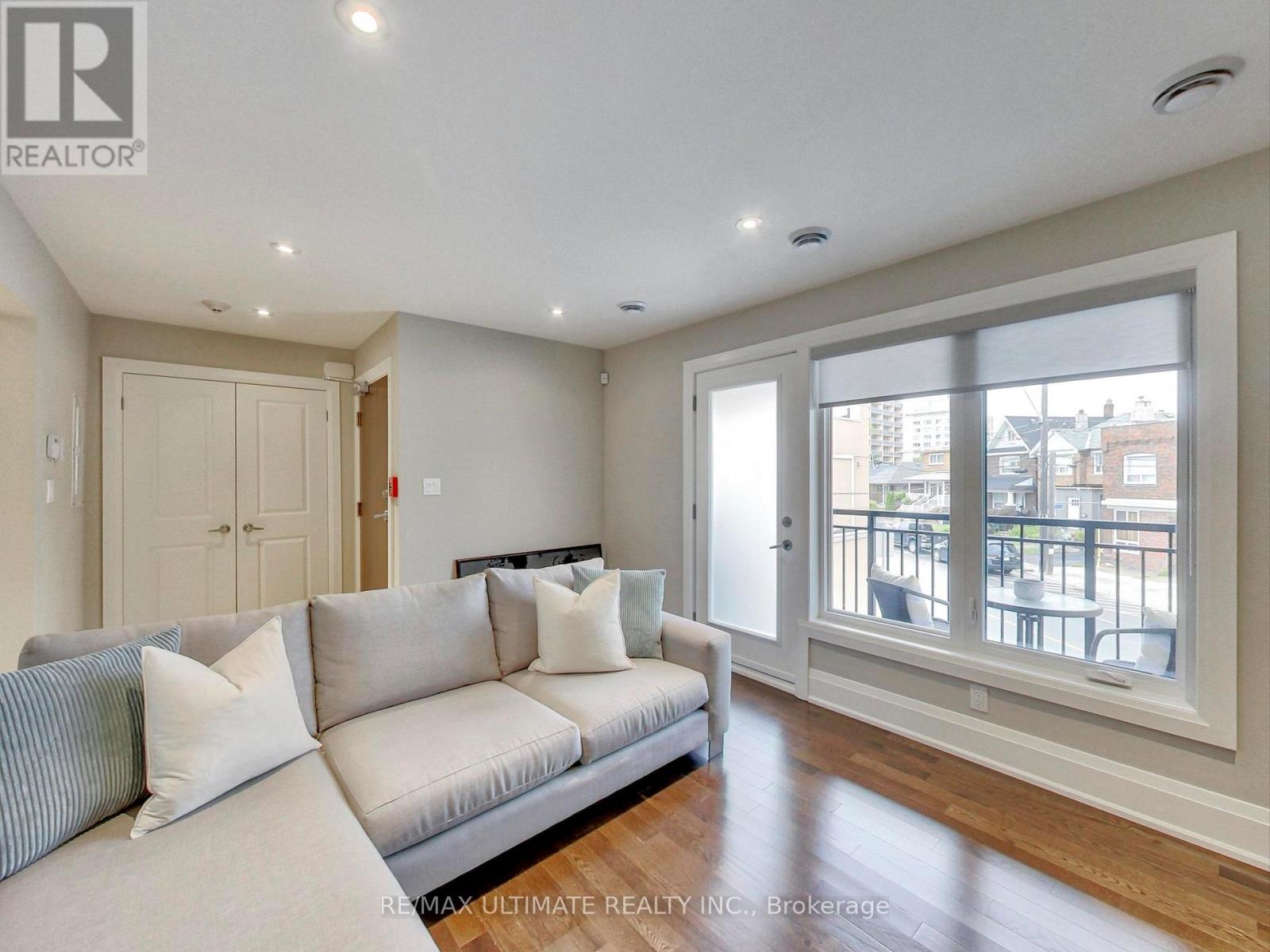 APT #3 - 728 VAUGHAN ROAD