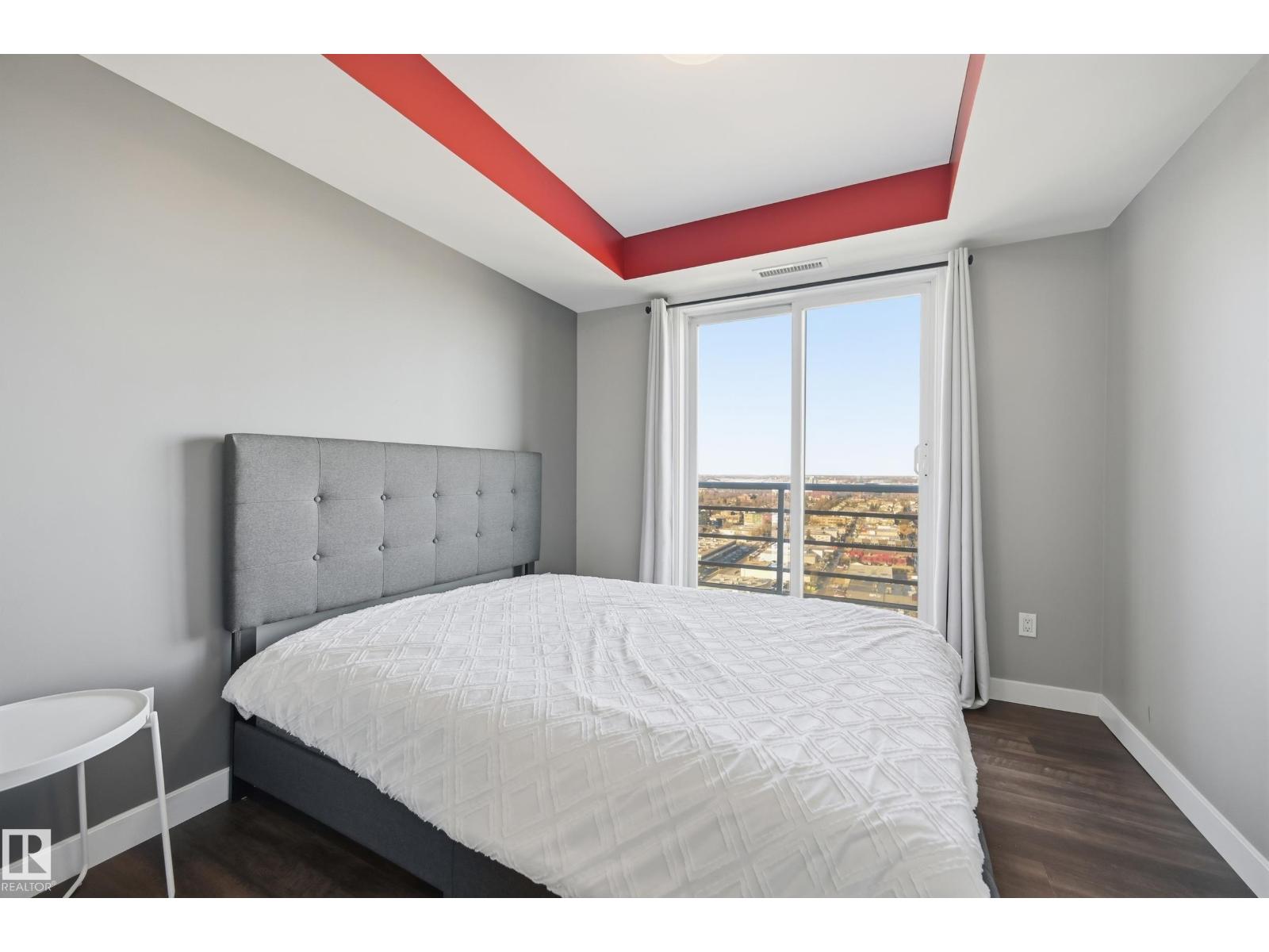 #2003 10388 105 ST NW