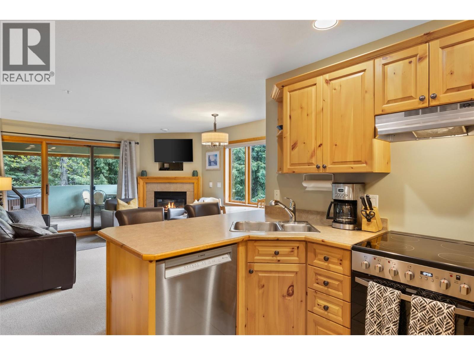 3320 Village Place Unit# 38