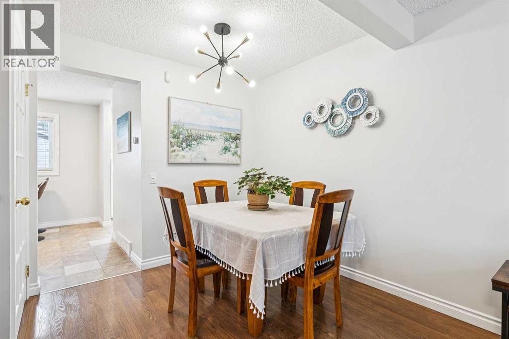 42 Cedarwood Hill SW