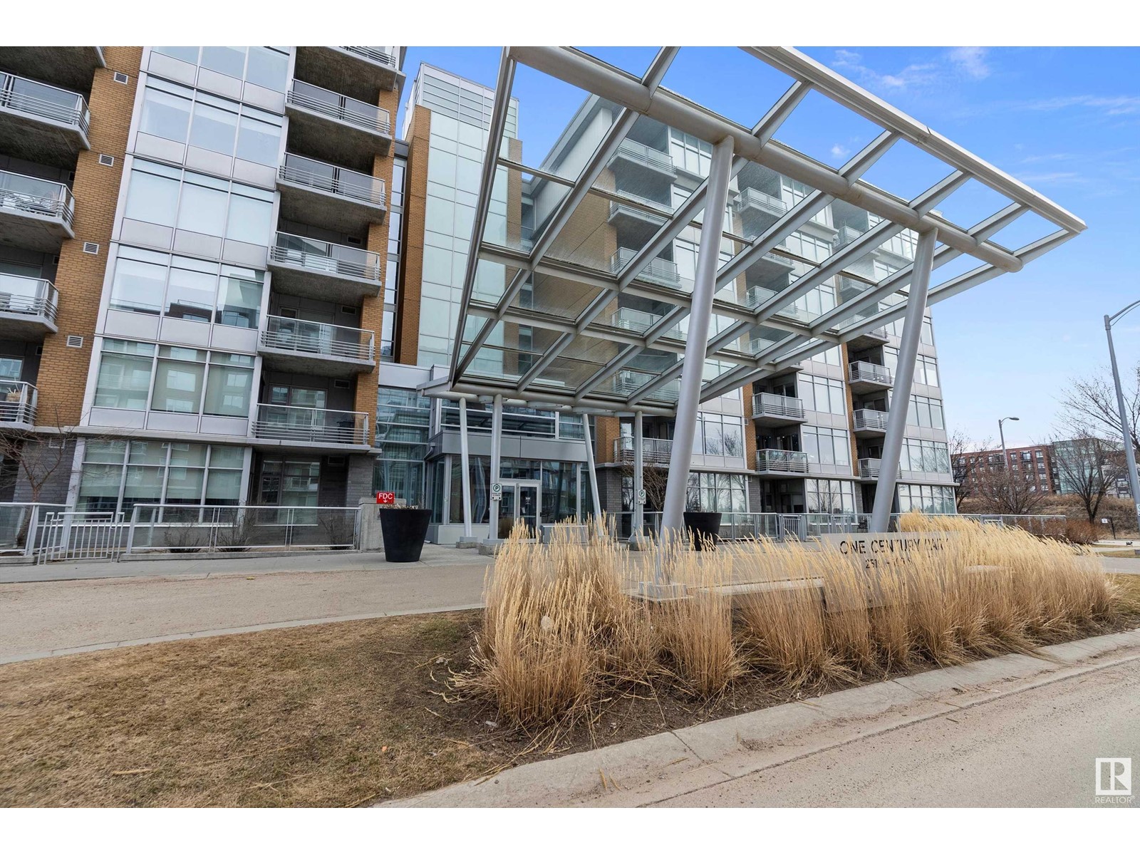 #508 2510 109 ST NW