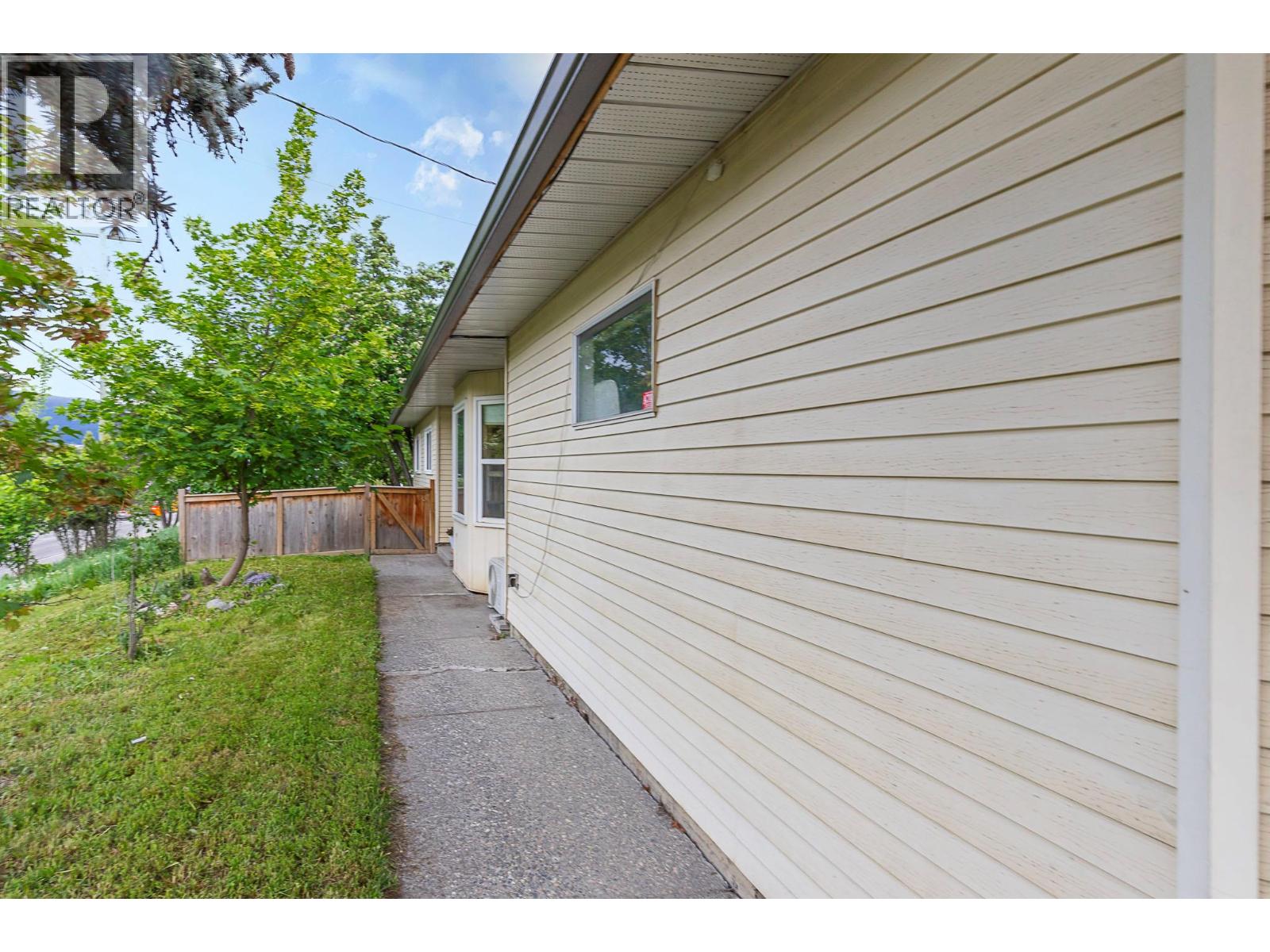 3404 Alexis Park Drive