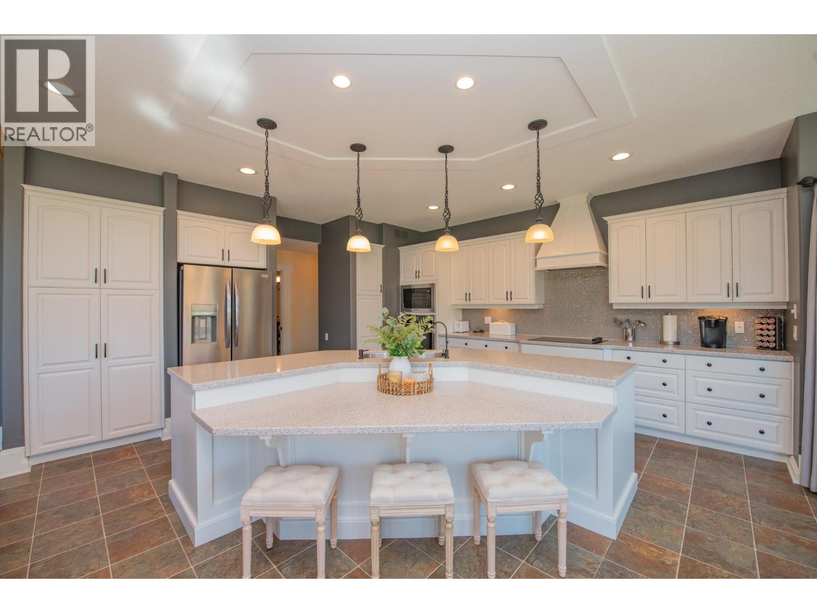 8163 Old Kamloops Road