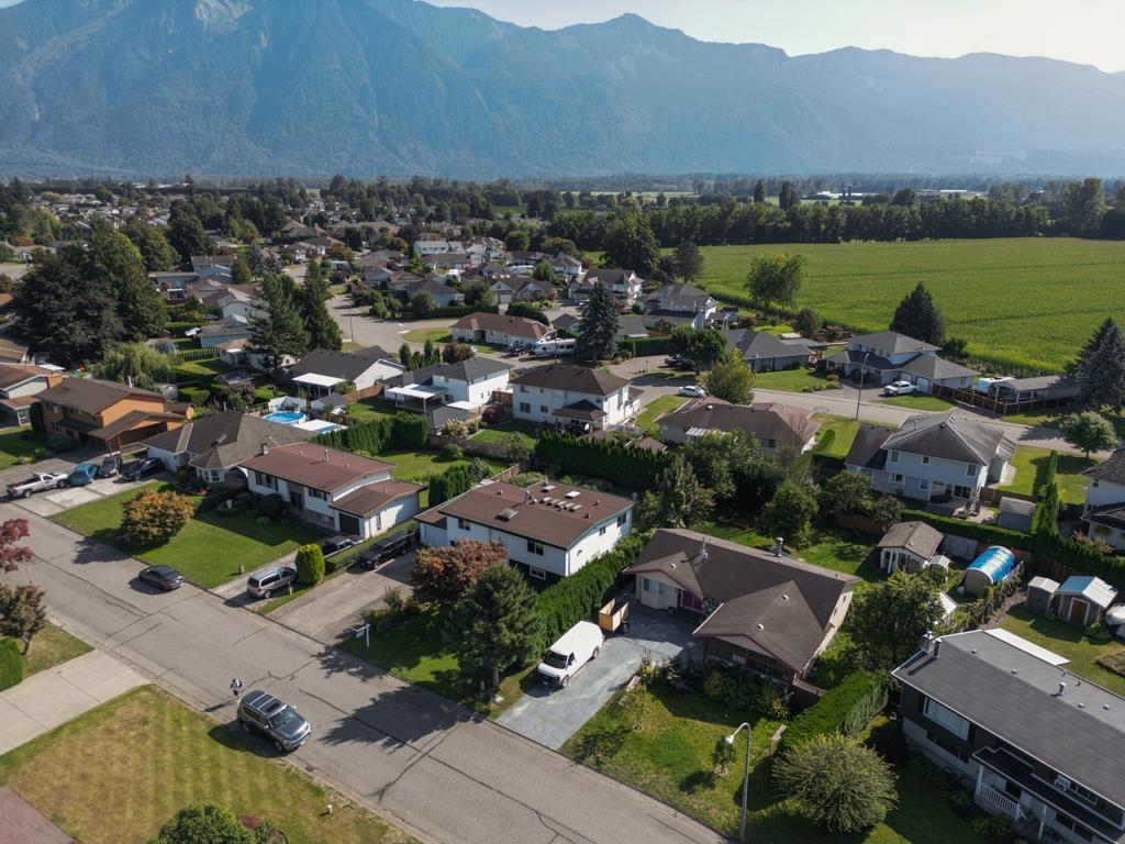 6892 KALYNA DRIVE|Agassiz