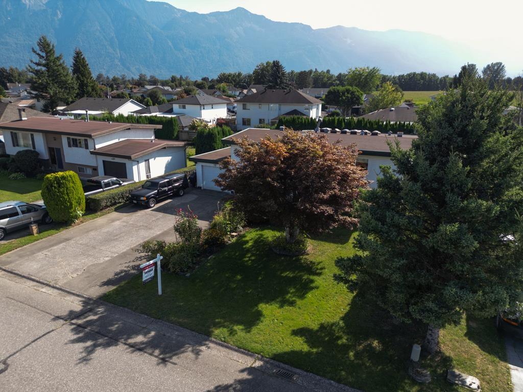 6892 KALYNA DRIVE|Agassiz