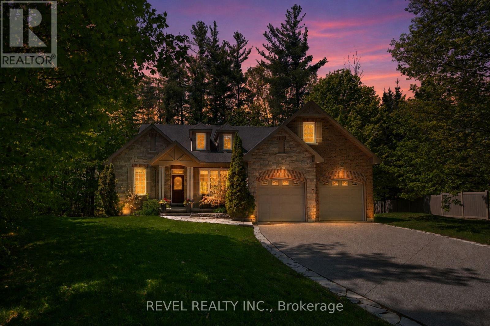 Photo 1 of 50 — 23 LADDIE LANE, Springwater (Anten Mills), ON L9X0C3