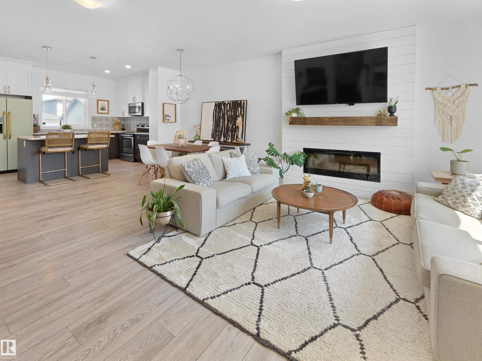 3608 8 AV SW