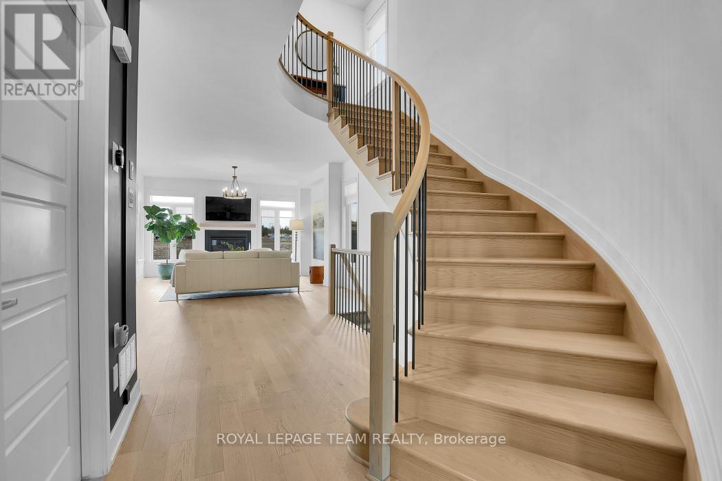 516 BOBOLINK RIDGE