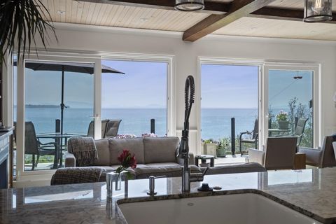 14553 SUNSET DRIVE White Rock BC V4B2V9