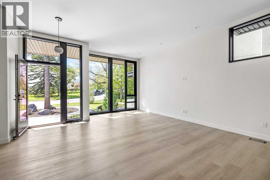 3C Willow Crescent SW