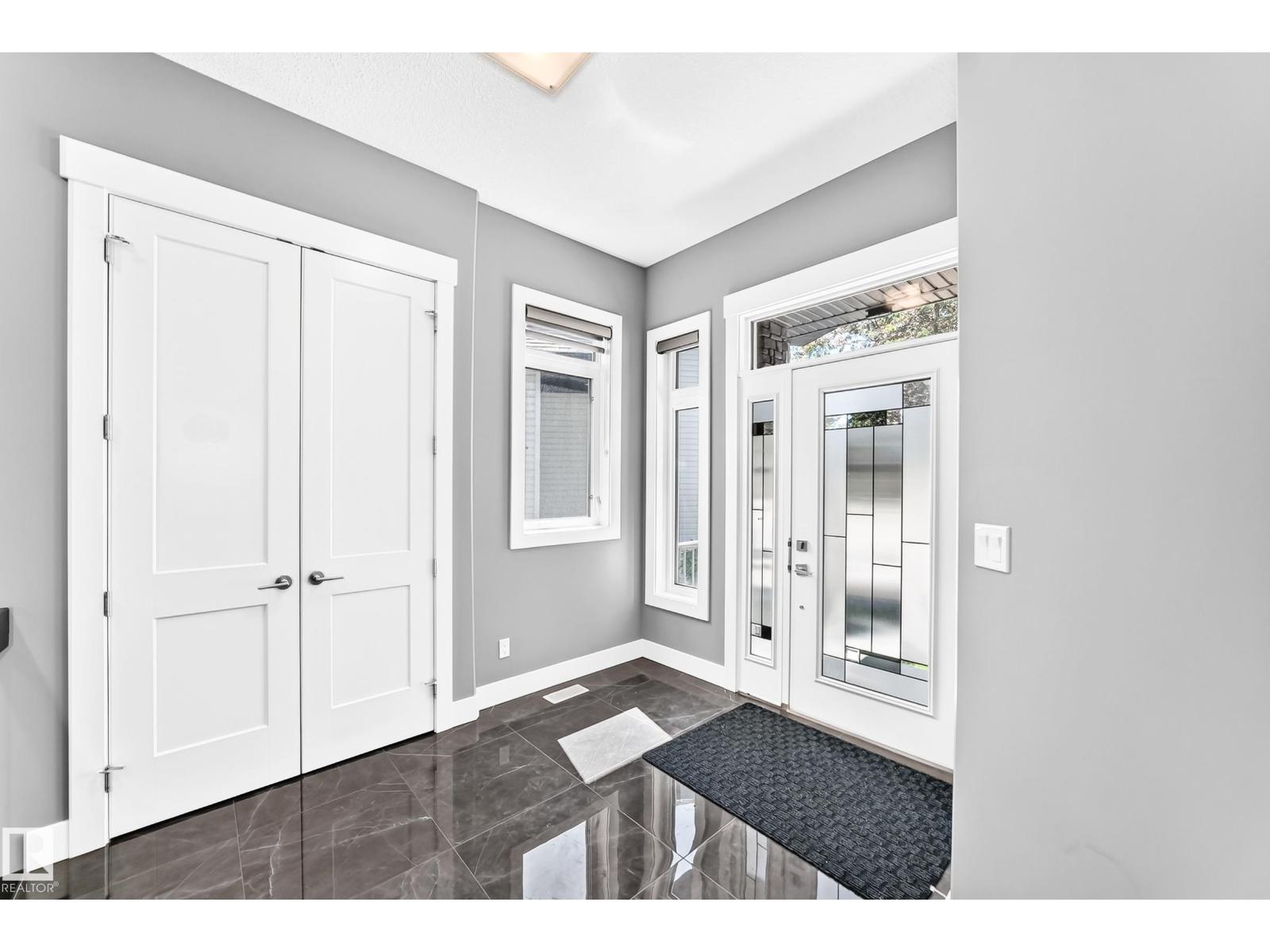 1781 MELROSE CR SW
