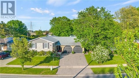18 OLD FARM Road Brantford ON N3R6P5