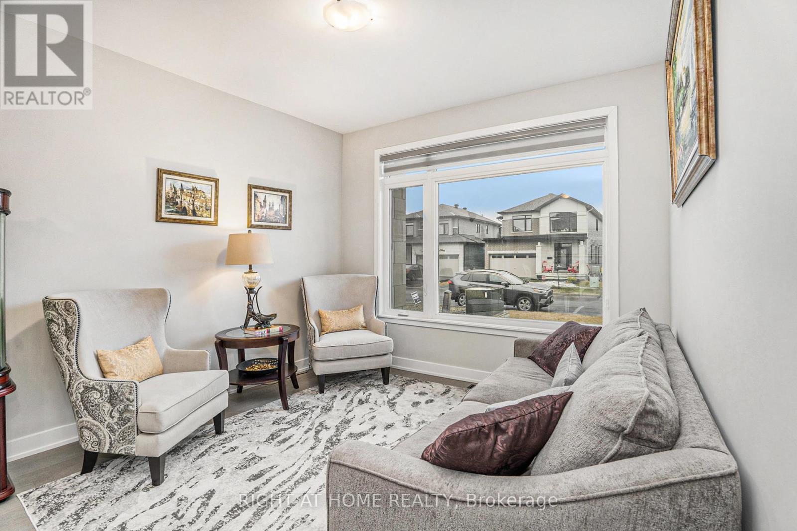 203 OSTERLEY WAY