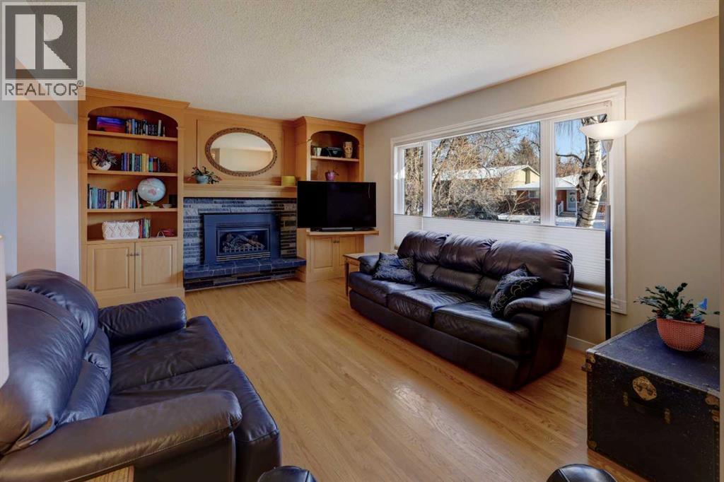 3111 Breen Crescent NW