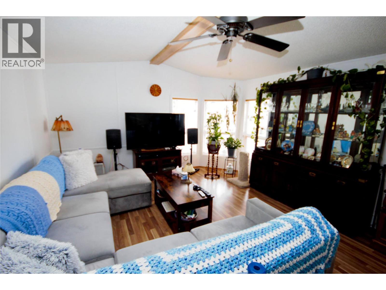 4505 Mclean Creek Road Unit# D9