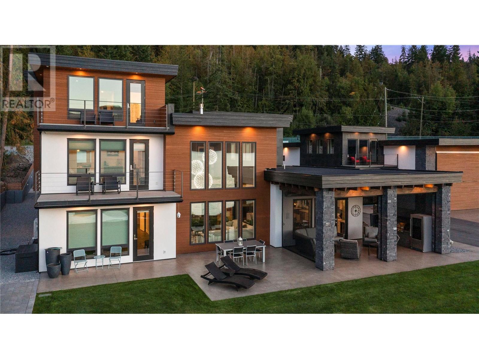 2639 Eagle Bay Road Unit# D