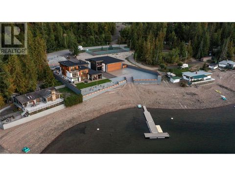 2639 Eagle Bay Road Unit# D Blind Bay BC V0E1T0