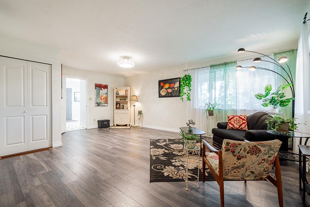 8053 BEAVER DRIVE