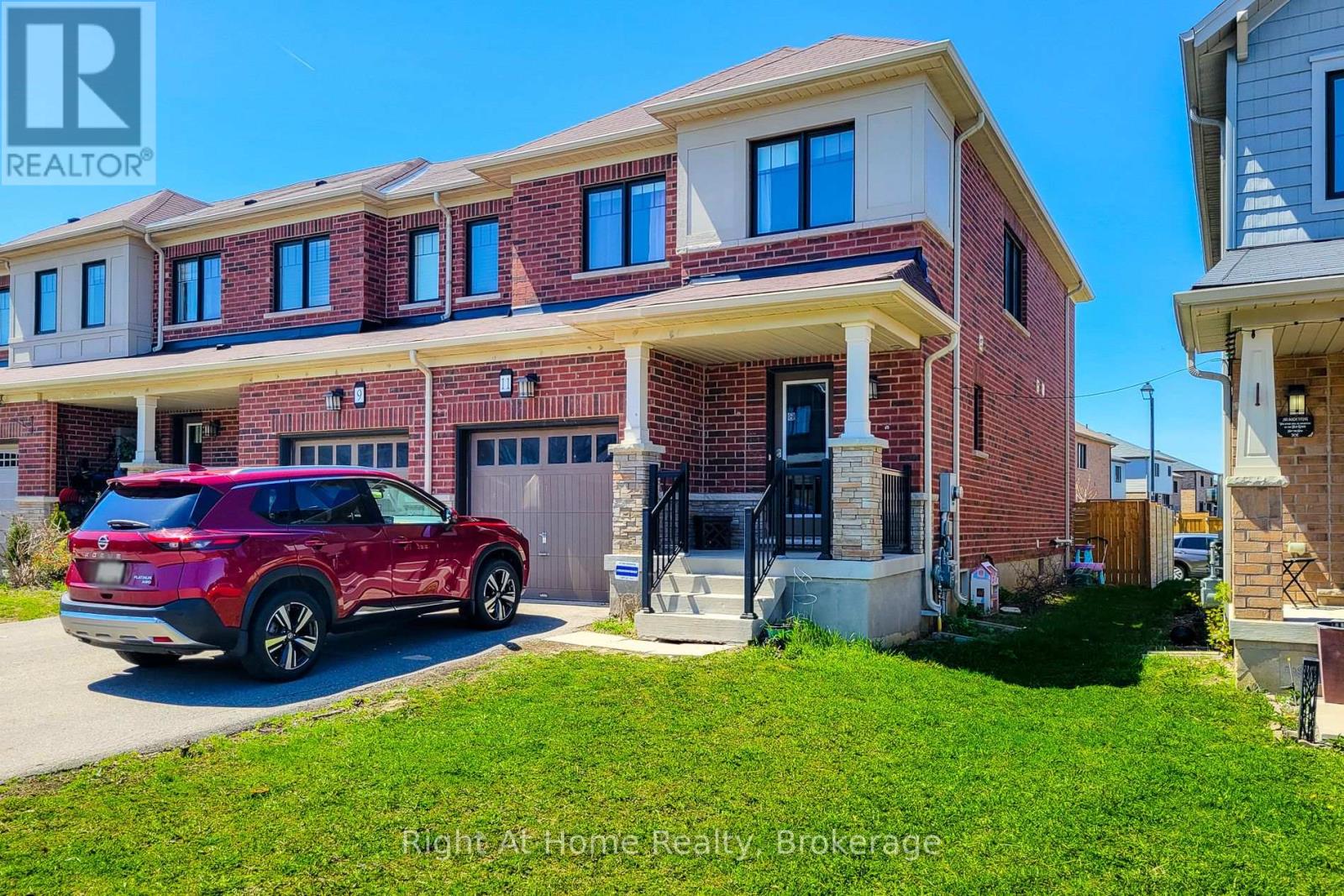 11 SHERWAY STREET