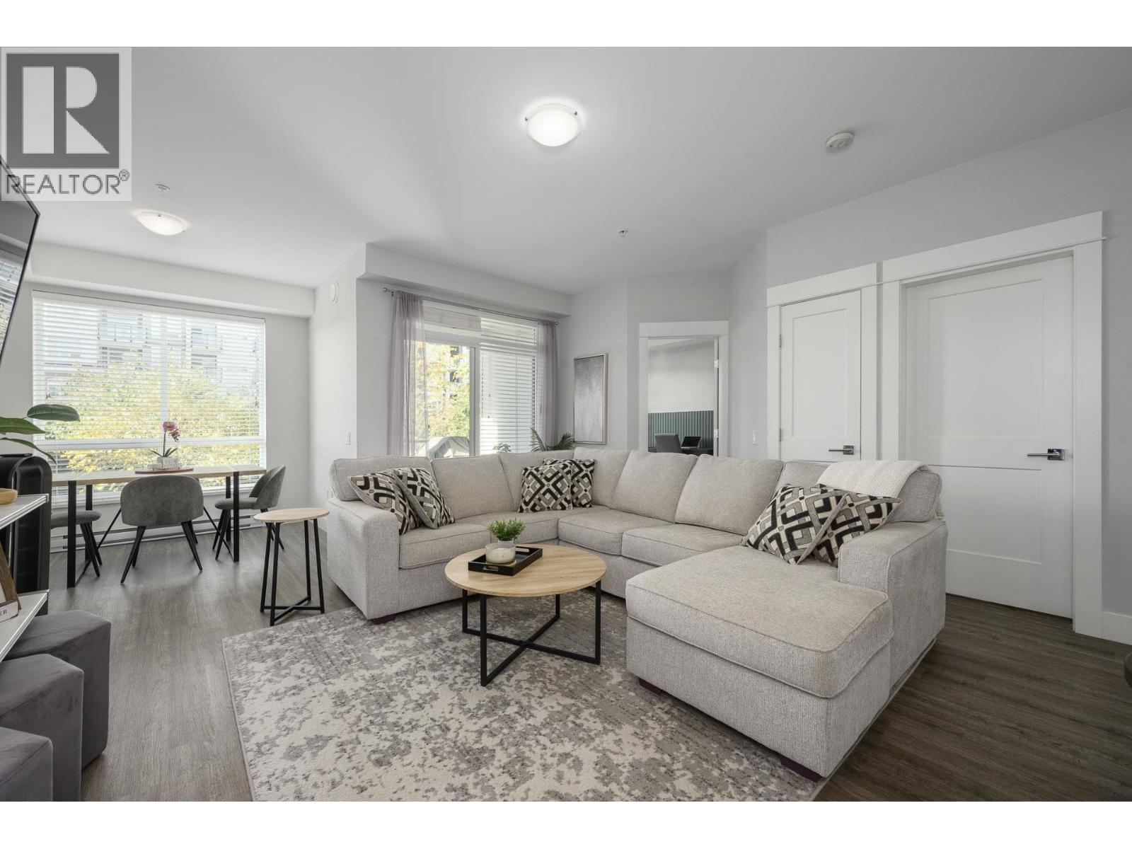 3313 2180 KELLY AVENUE