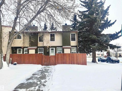 17118 108 ST NW Edmonton AB T5X3C6