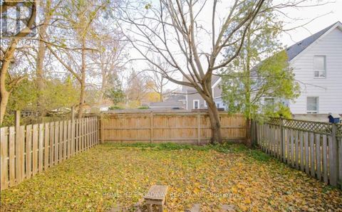 1354 CAROLINE STREET Burlington (Brant) ON L7S1H4