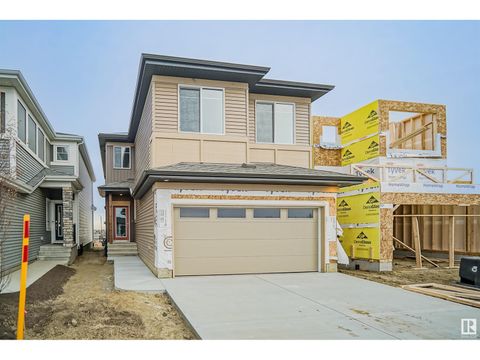 133 SUNLAND WY Sherwood Park AB T8H2Y7