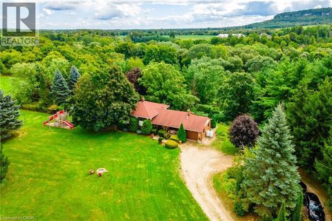 6101 WALKERS Line Burlington ON L7M0R2