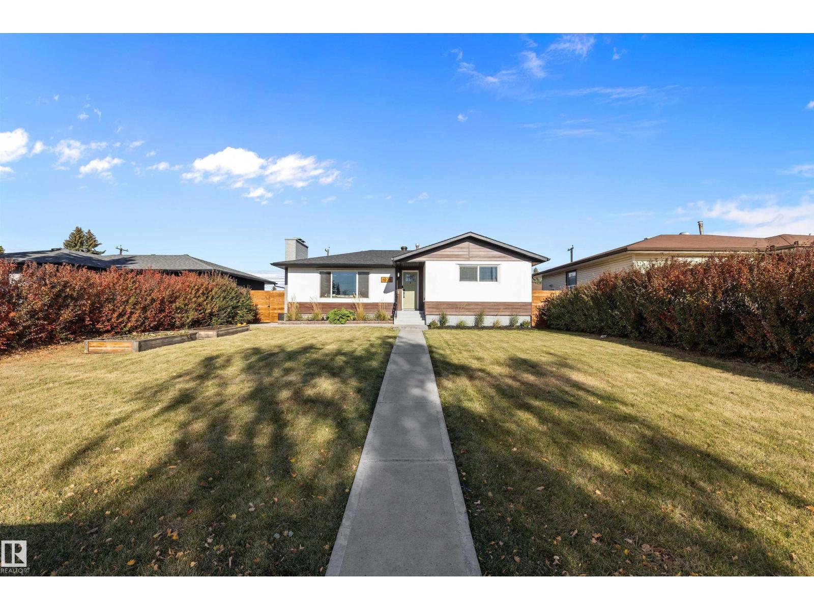 6304 94A AV NW