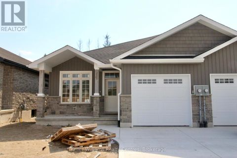 614 25TH AVENUE Hanover ON N4N3B8