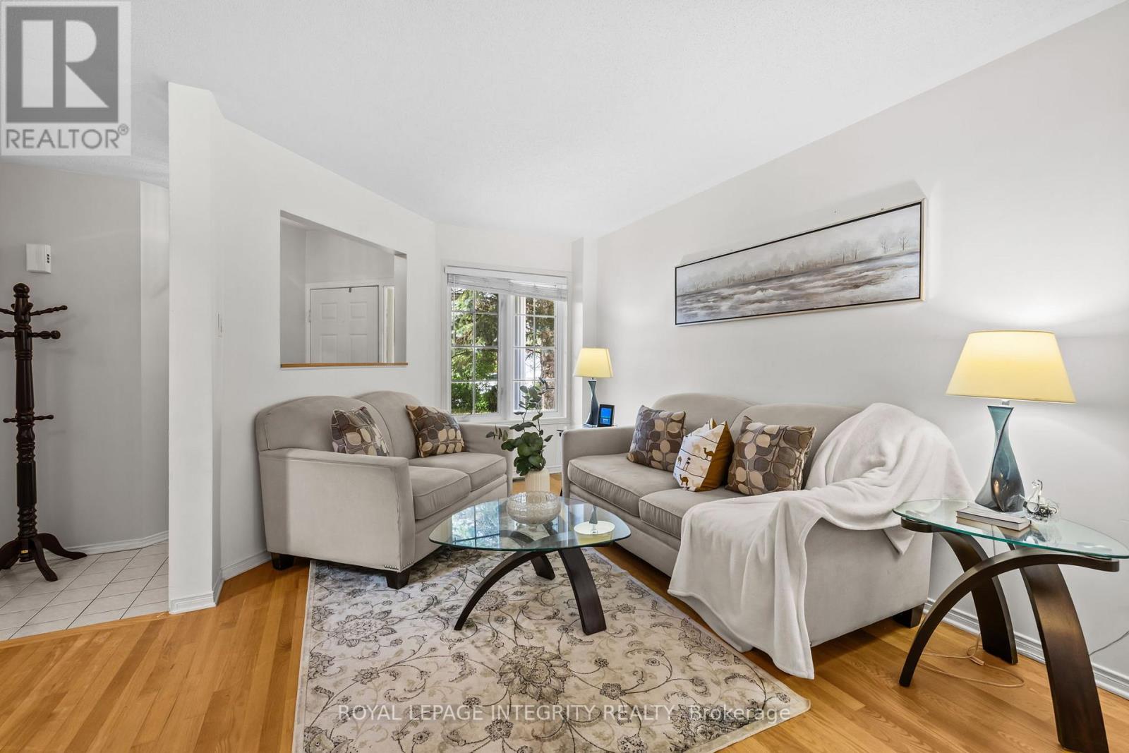 25 CRYSTAL PARK CRESCENT