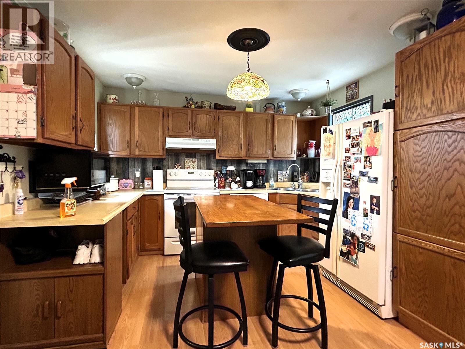 238 Nesbitt CRESCENT