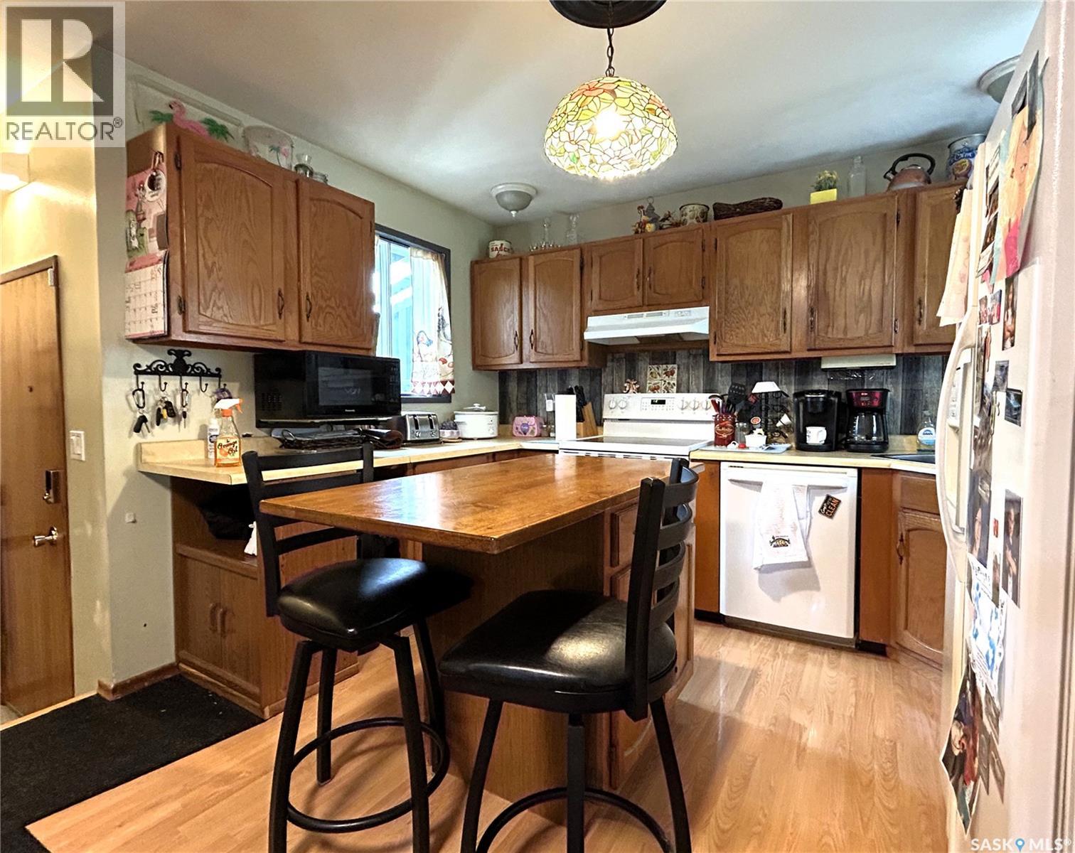 238 Nesbitt CRESCENT