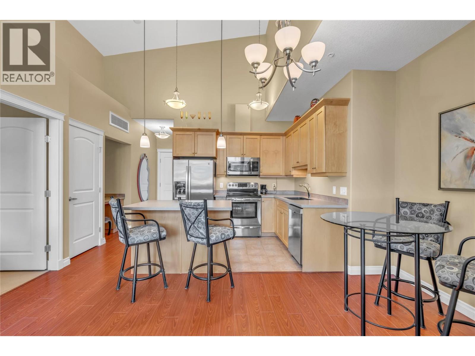 3313 Wilson Street Unit# 406