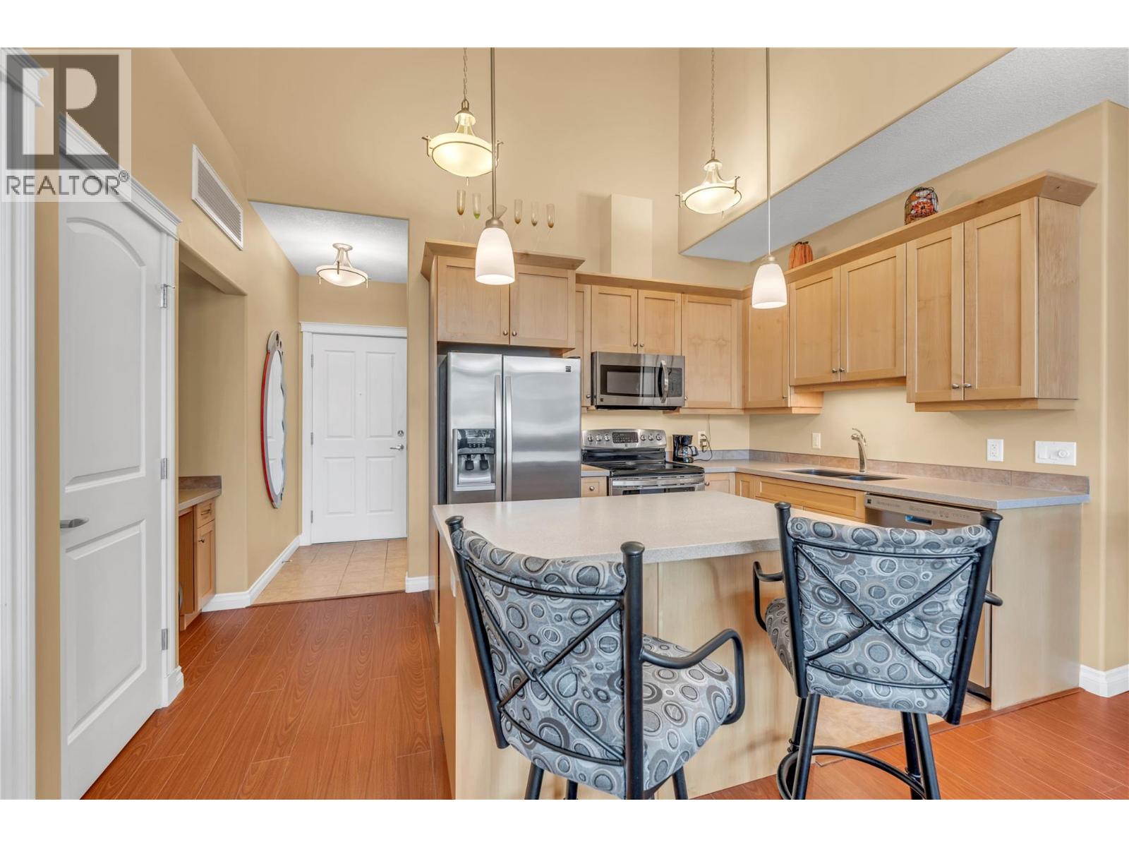 3313 Wilson Street Unit# 406